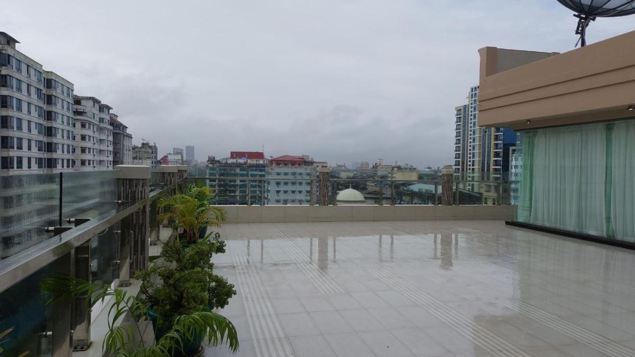 Hotel Grand Galaxy 3*